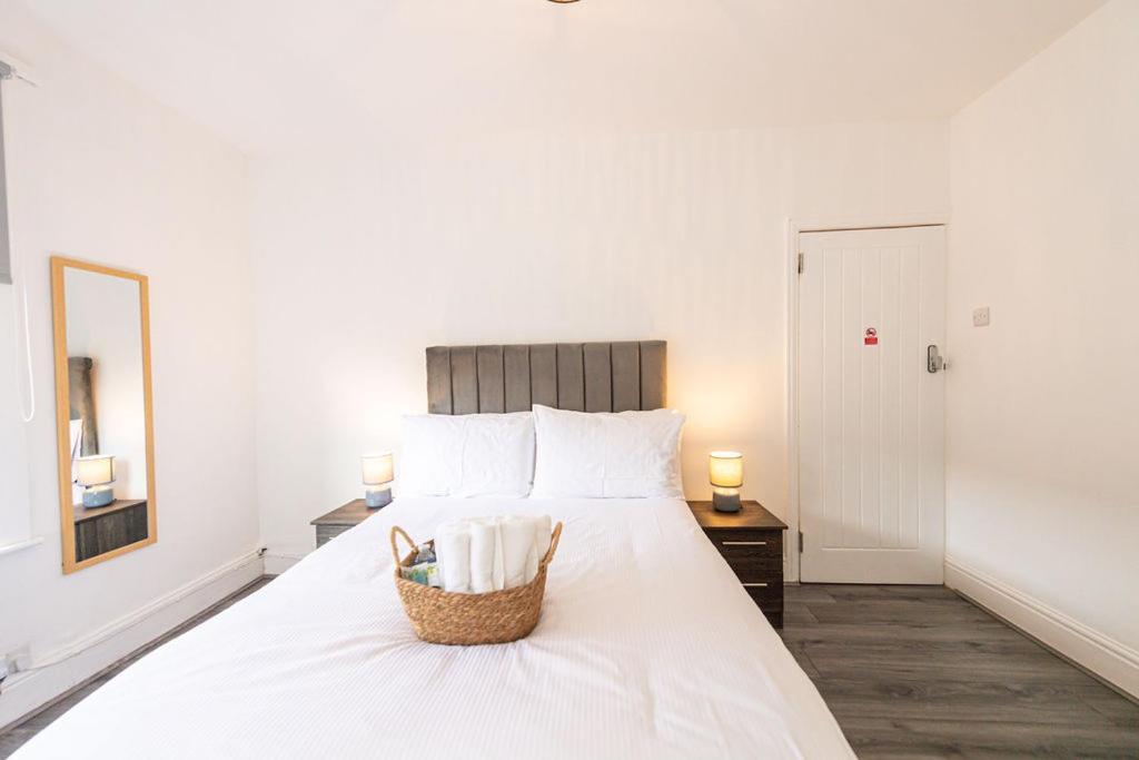 Room In Anfield 리버풀 외부 사진