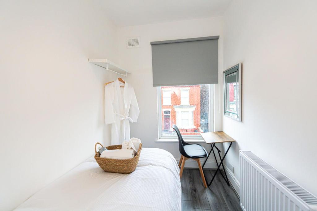 Room In Anfield 리버풀 외부 사진